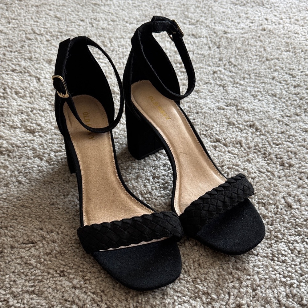 Old Navy Black Ankle Strap Heels